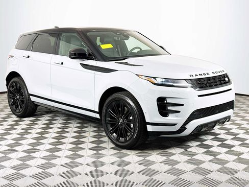 New 2024 Land Rover Range Rover Evoque Dynamic SE image 3