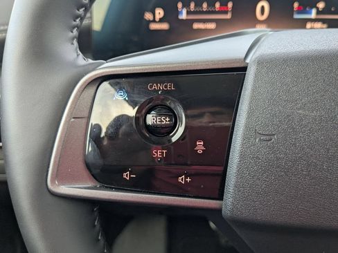 Used 2025 Nissan Murano SV w/ Cargo Package AWD/4WD image 14
