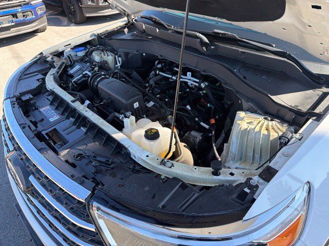 Used 2022 Ford Explorer XLT w/ Equipment Group 202A AWD/4WD image 48