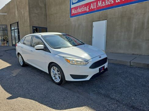 Used 2018 Ford Focus SE image 6