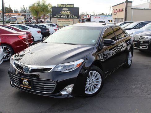 Used 2013 Toyota Avalon Limited image 37
