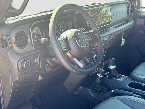 New 2026 Jeep Gladiator Mojave AWD/4WD image 24