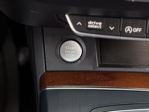 Used 2018 Audi Q5 2.0T Premium Plus w/ Premium Plus Package image 43