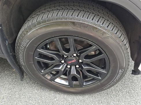 Used 2023 GMC Sierra 1500 Elevation image 9