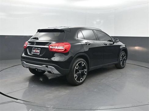 Used 2018 Mercedes-Benz GLA 250 GLA 250 4dr SUV w/ Premium Package image 35