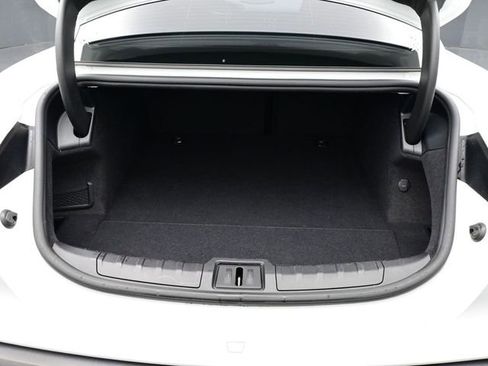 Certified 2023 Porsche Taycan w/ Premium Package image 15