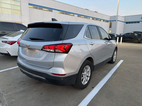 Used 2022 Chevrolet Equinox LT image 9