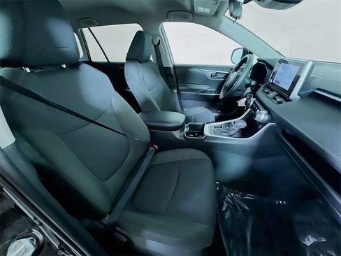 Certified 2024 Toyota RAV4 LE image 25