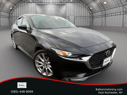 Used 2021 MAZDA MAZDA3 s image 1