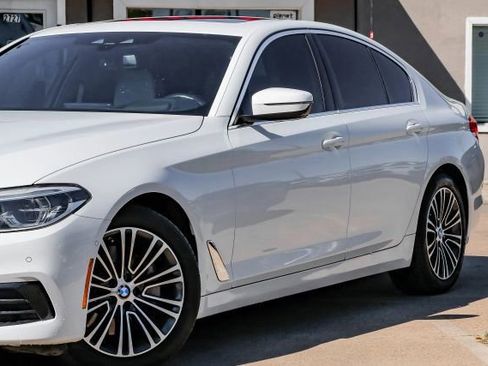 Used 2019 BMW 540i w/ Executive Package image 7