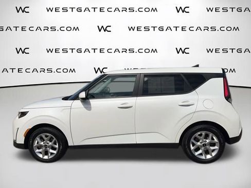 Used 2024 Kia Soul LX w/ Option Group 015 image 7