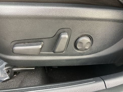 Used 2024 Kia Seltos EX image 15