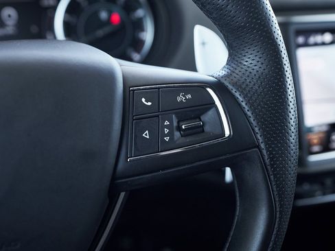 Used 2022 Maserati Levante Modena image 40