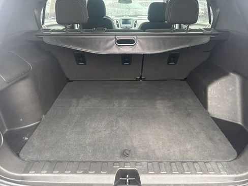 Used 2022 Chevrolet Equinox LS AWD/4WD image 9