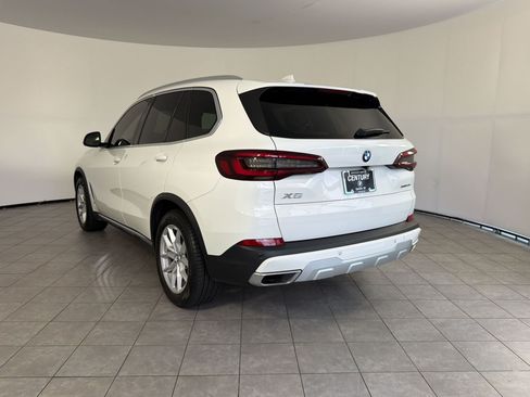 Used 2021 BMW X5 xDrive40i w/ Premium Package 2 AWD/4WD image 3
