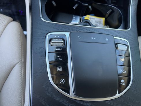 Used 2022 Mercedes-Benz GLC 300 image 20