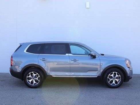 Used 2022 Kia Telluride EX image 53