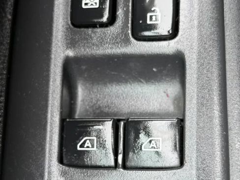 Used 2020 Mitsubishi Outlander ES AWD/4WD image 23