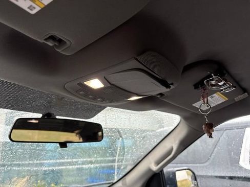 Used 2016 Ford F150 XLT AWD/4WD image 9