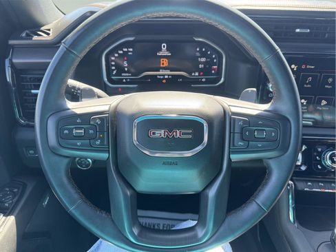 Used 2023 GMC Sierra 1500 AT4 w/ Technology Package AWD/4WD image 20
