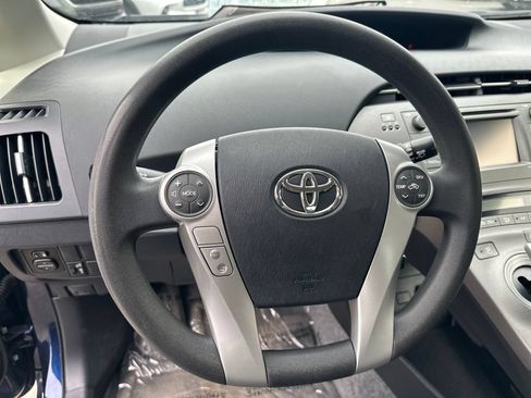 Used 2012 Toyota Prius Two FWD image 18
