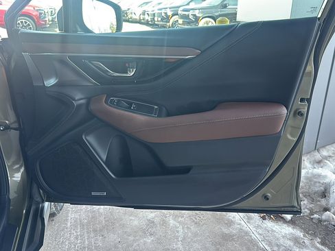 Used 2023 Subaru Outback Touring image 19