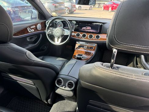 Used 2019 Mercedes-Benz E 450 4MATIC Wagon w/ Premium Package image 7