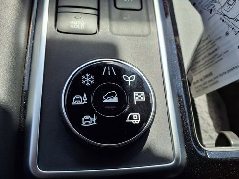 New 2026 Nissan Pathfinder SL AWD/4WD image 31