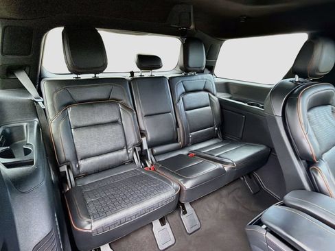 Used 2025 Lincoln Navigator Black Label AWD/4WD image 29