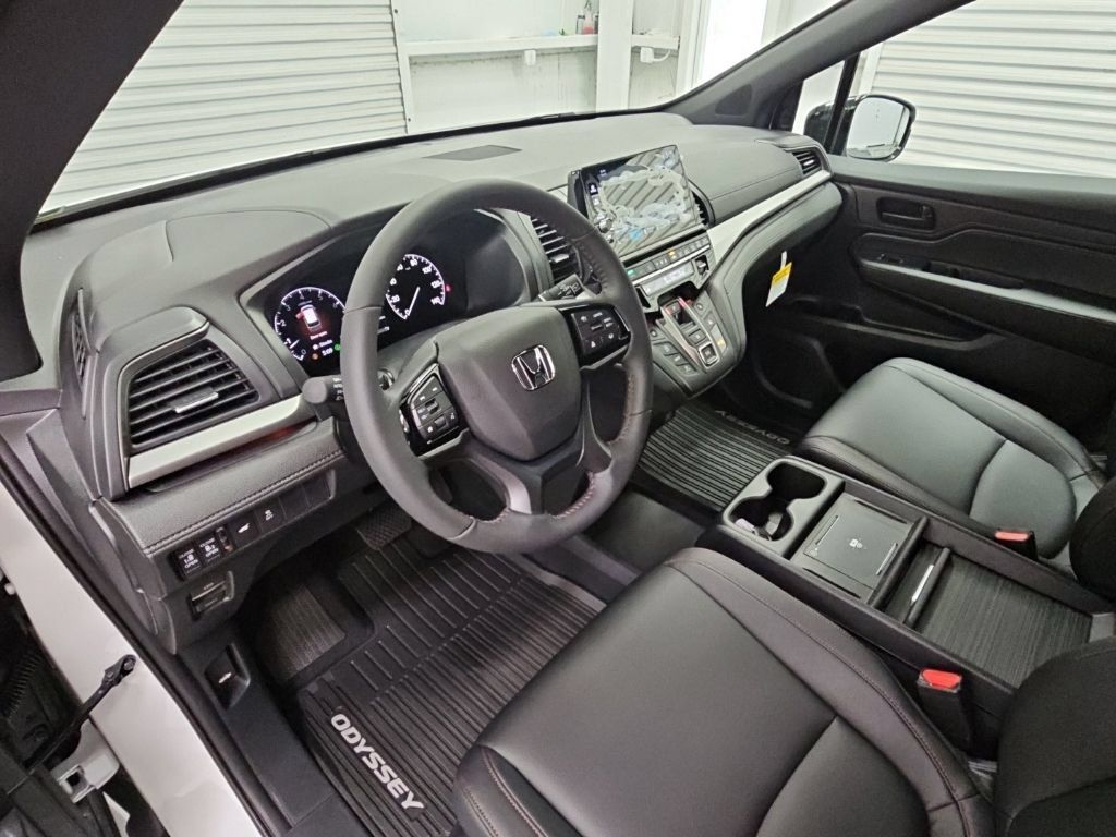 New 2027 Honda Odyssey Sport-L image 11