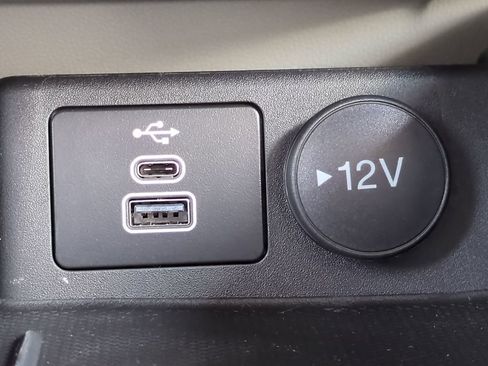New 2025 Ford Escape SE FWD image 30