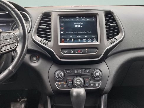 Used 2021 Jeep Cherokee Trailhawk w/ Technology Group AWD/4WD image 13