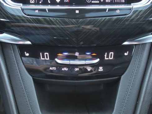Used 2021 Cadillac XT6 Premium Luxury FWD image 31