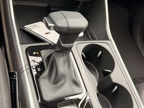 New 2026 Kia Carnival SX image 23