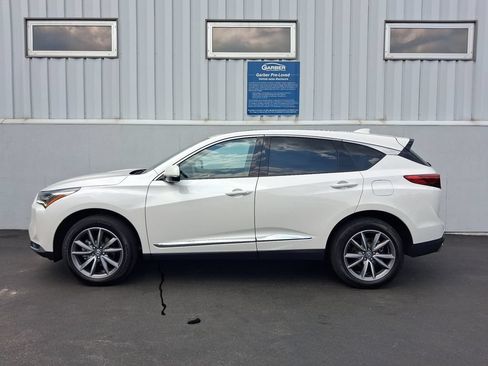 Used 2023 Acura RDX AWD w/ Technology Package image 2