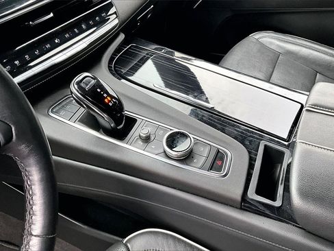 Used 2024 Cadillac Escalade Sport image 14