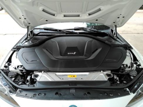 Used 2023 BMW i4 eDrive40 w/ Premium Package RWD image 58