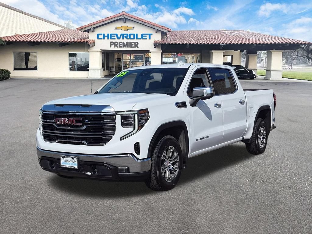 Used 2025 GMC Sierra 1500 SLT RWD image 4