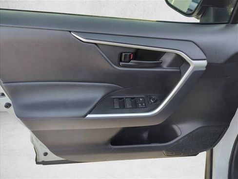 Used 2023 Toyota RAV4 LE FWD image 9