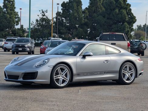 Used 2017 Porsche 911 Carrera image 5