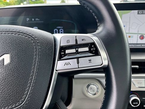 Used 2024 Kia Telluride S AWD/4WD image 25