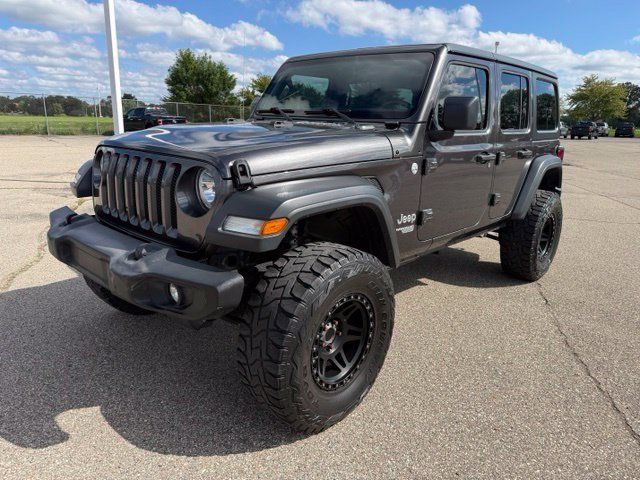 Used 2018 Jeep Wrangler Unlimited Sport AWD/4WD image 1