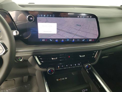 New 2026 Chevrolet Suburban Z71 w/ Z71 Off-Road Package image 17