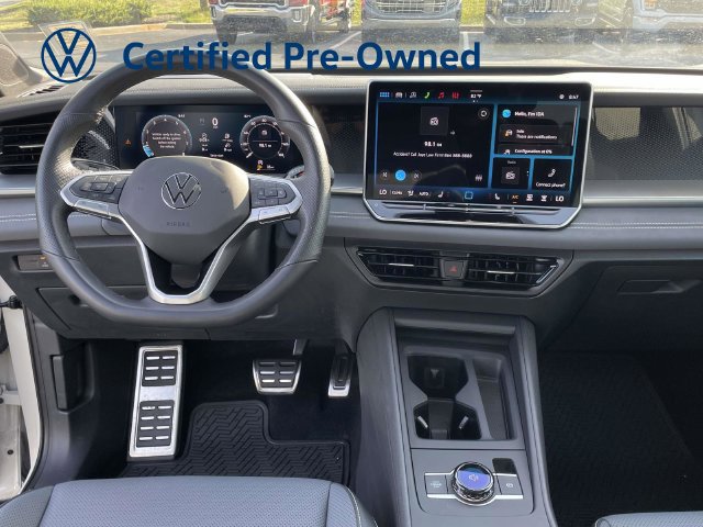 Certified 2026 Volkswagen Tiguan SE R-Line FWD image 13