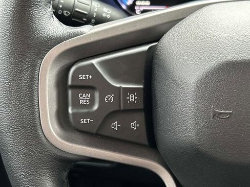 Used 2023 Ford Bronco Wildtrak image 29