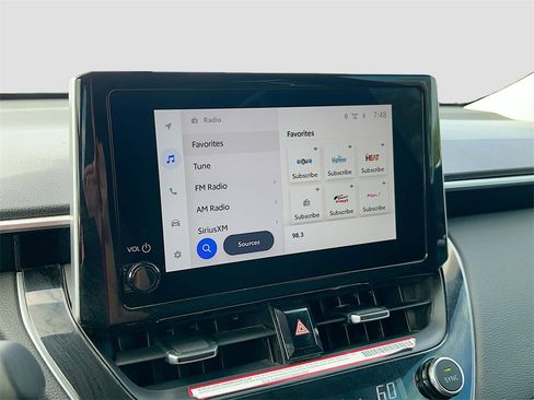 Used 2024 Toyota Corolla Cross XLE image 15