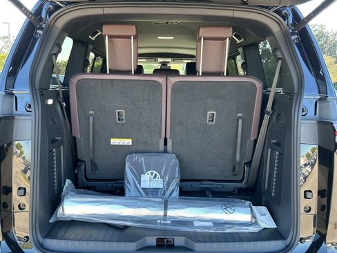 New 2025 Volkswagen ID. Buzz Pro S image 50