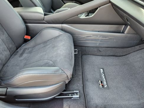 New 2025 Hyundai Elantra N image 16