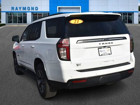 Used 2021 Chevrolet Tahoe Z71 w/ Z71 Signature Package image 5