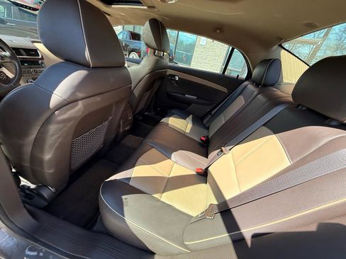 Used 2011 Chevrolet Malibu LTZ FWD image 18